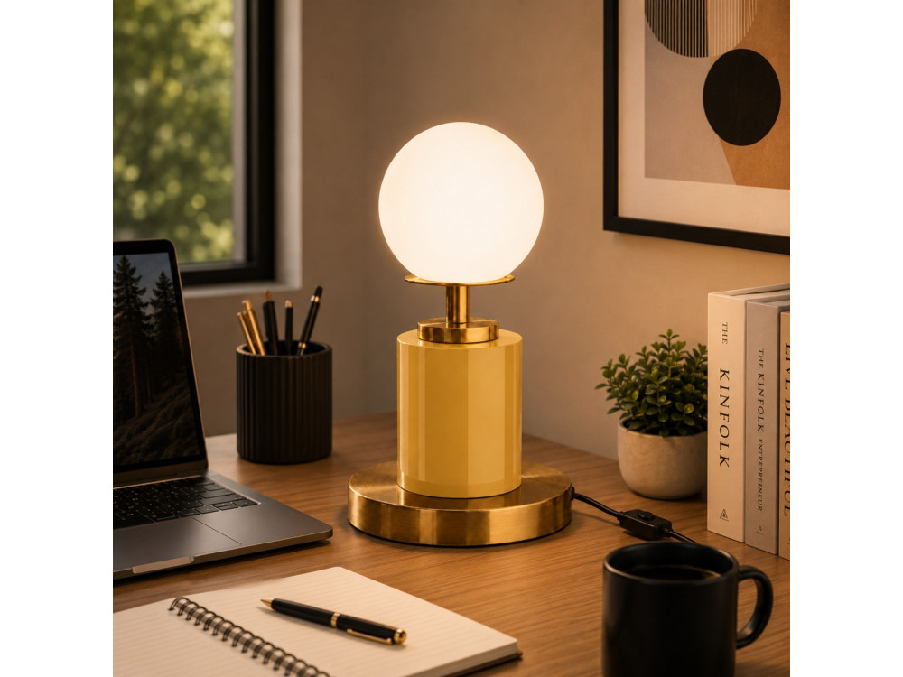 Tischlampe aus Metall „Moira“ – 17 x 17 x 34 cm – Gelb