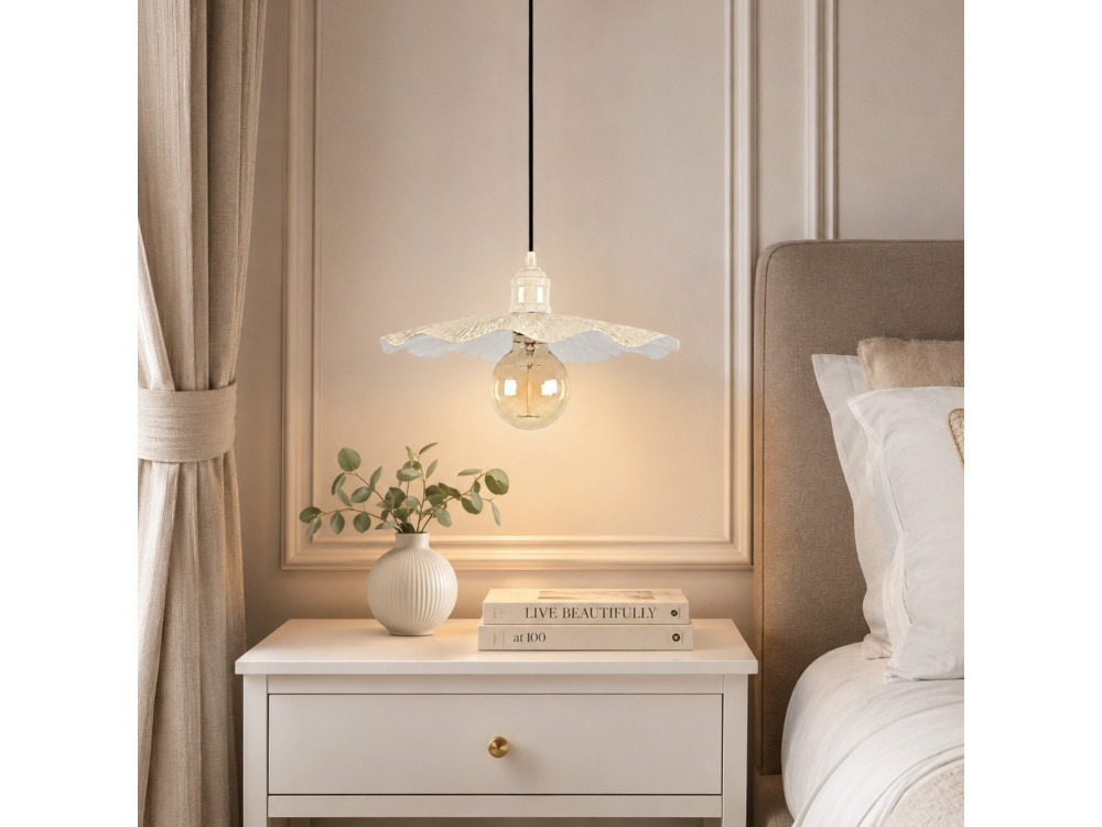 Metall-Hängeleuchte „Ondula“ – 34 x 34 cm – Beige