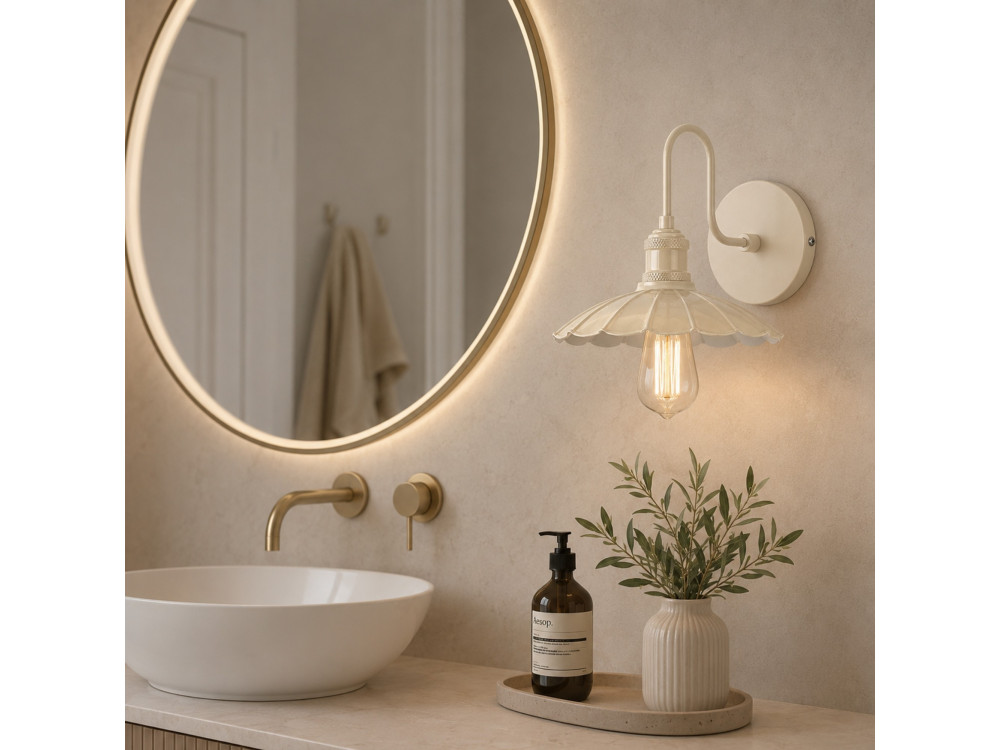 Wandleuchte aus Metall „Volan“ – 25 x 30 cm – Beige