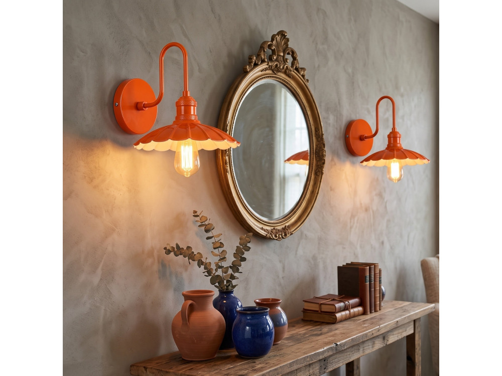 Wandleuchte aus Metall „Volan“ – 25 x 30 cm – Orange