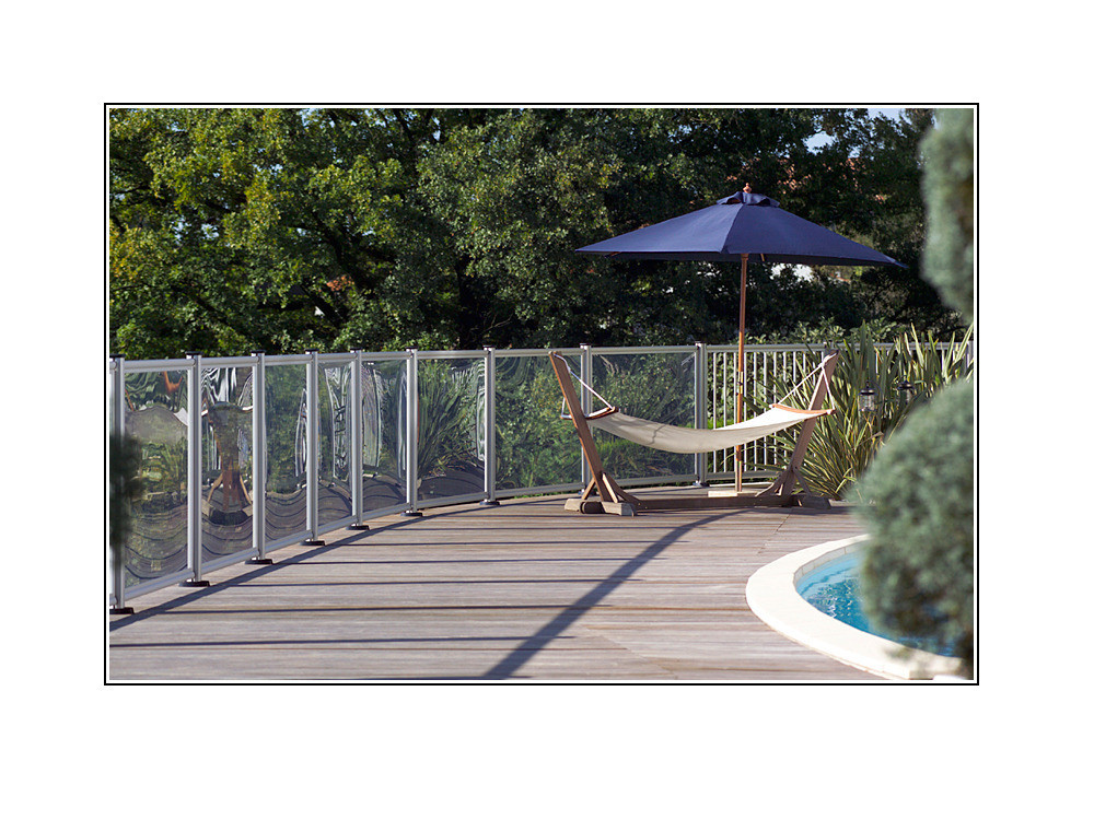 Poolabsperrung transparente Platte