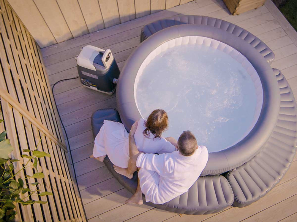 Ausstattung für aufblasbaren Whirlpool 4/6 Personen "Lay-Z Spa Surround"
